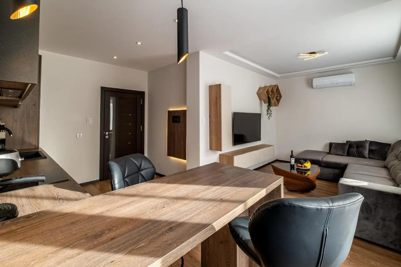 Luxury Redefined In City Center - Elevate Your Stay In A Smart And Modern Apartment Varna